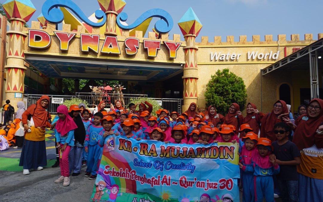 KB – RA Mujahidin Semarakkan Kegiatan Outbound dan Fun Learning di Dynasty Water World